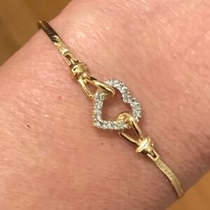 Beautiful 1980’s 14k Gold Hinged Open Diamond Halo Heart Bracelet